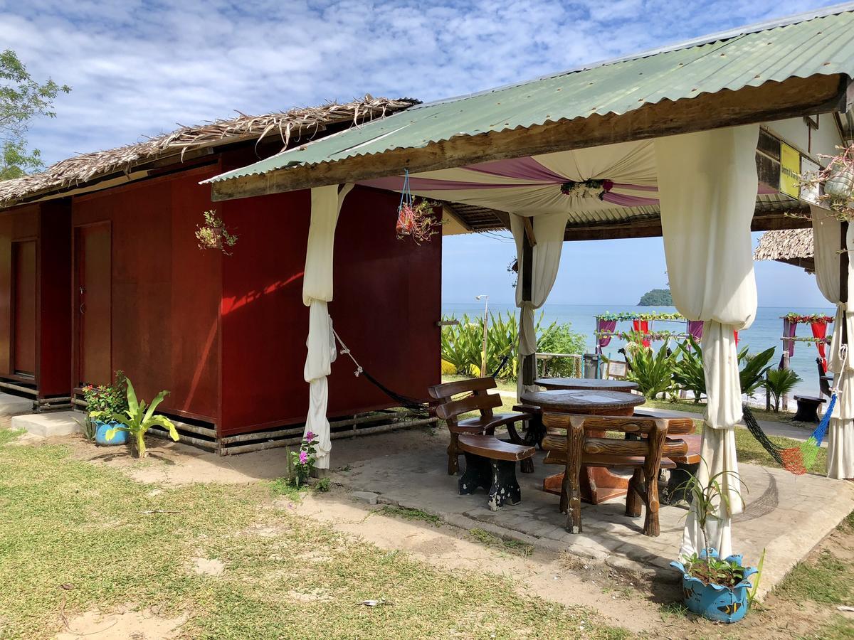 Dragon Pearl Beach Resort Kota Belud Exterior foto
